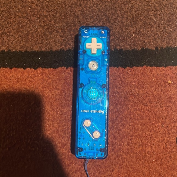 Wii used lightly everything works comes with everything need it gone